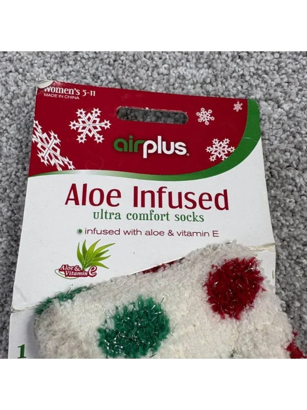 Airplus Aloe Infused Ultra Comfort Socks Christmas Polka Dot